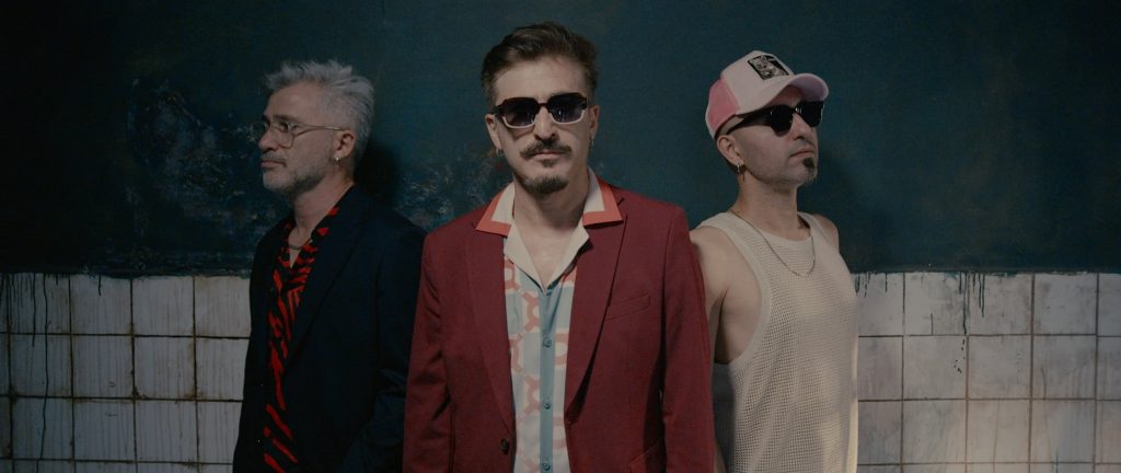 REDD 20. YILA ÖZEL "KİBİR" İLE BÜYÜK BEĞENİ TOPLADI!