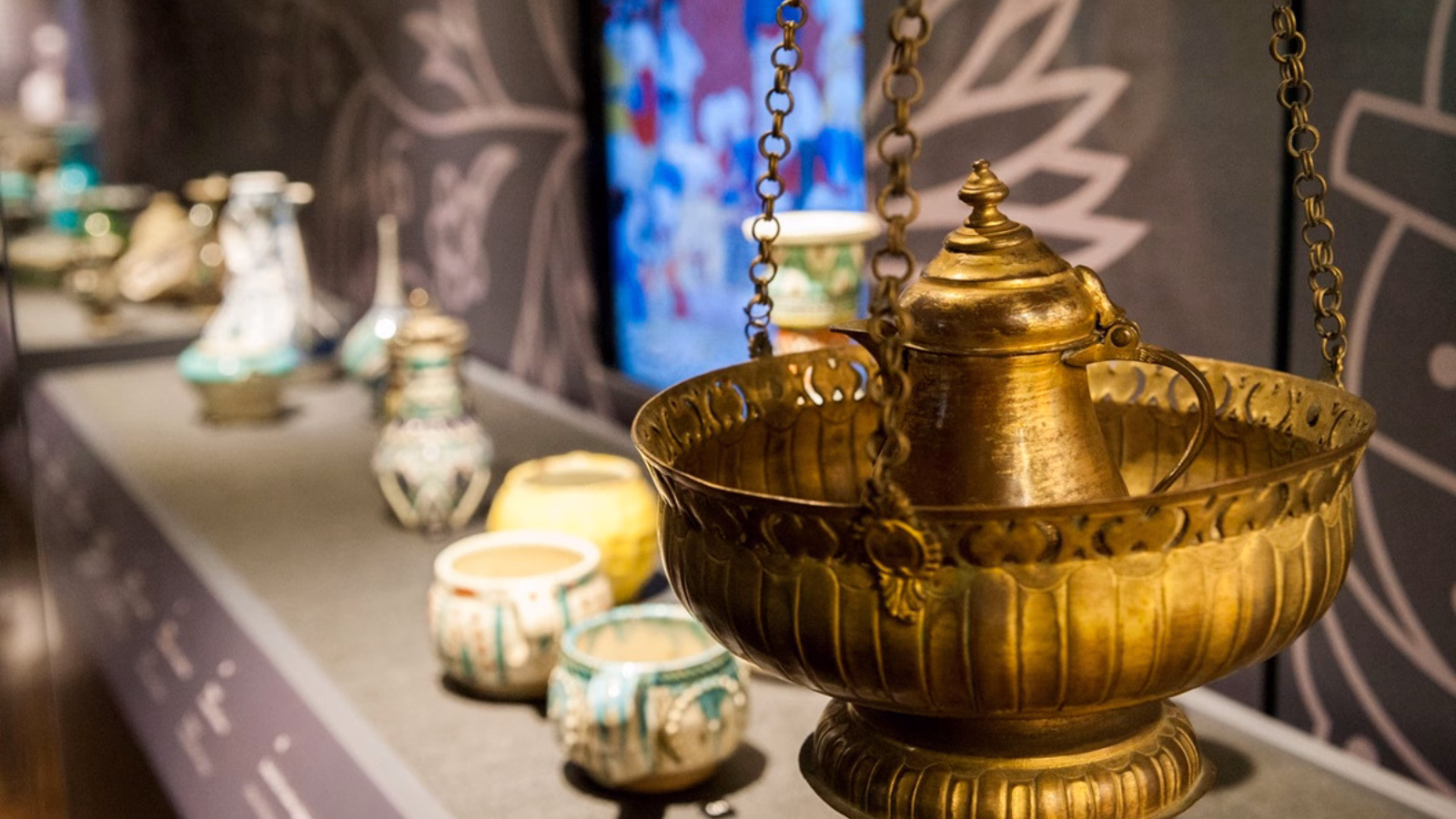 Kahve ve Çini Sanatının Tarihsel Buluşması: "Kahvenin Kırk Yıllık Hatırı" Sergisi