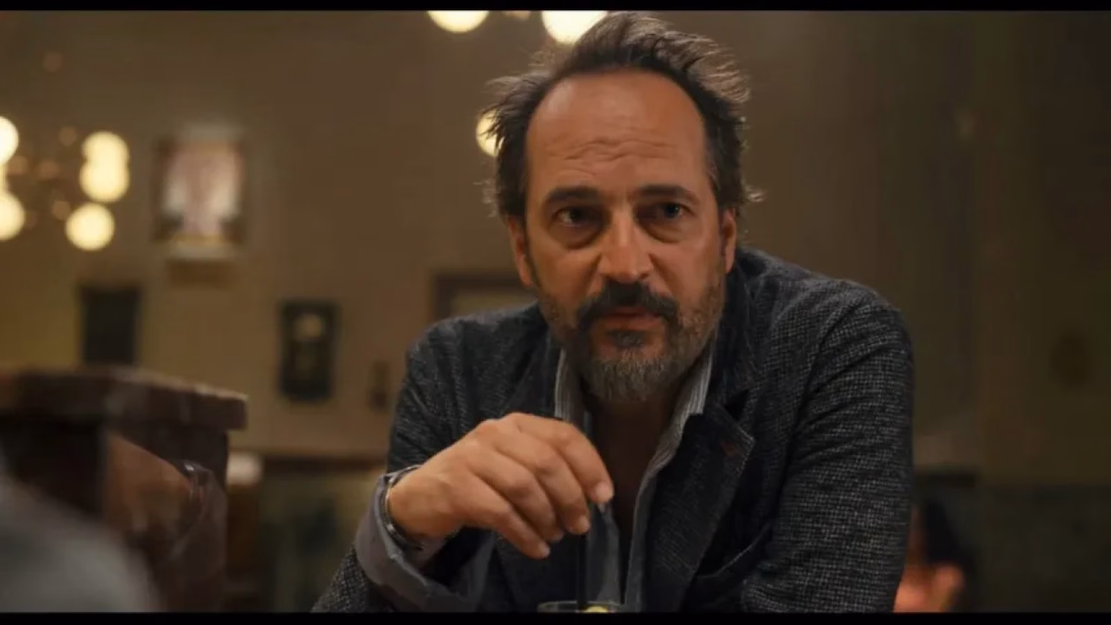 Timuçin Esen ve Merve Asya Özgür Başrolde: “O DA BİR ŞEY Mİ” İlk Kez Rotterdam’da