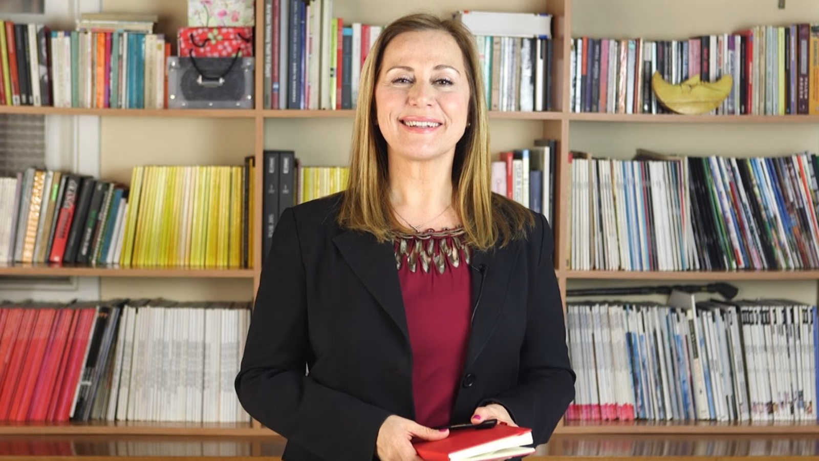 Türkiye’nin Gençlik Profili: Fatoş Karahasan’dan “Türkiye’de Genç Olmak”