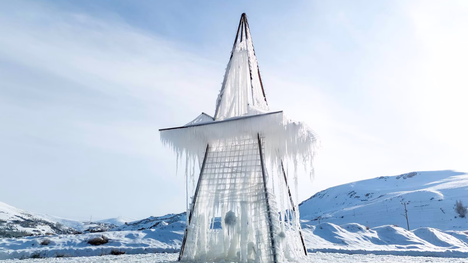 Sanat ve Doğa Buluştu: Bayburt’ta Kadın Eğitim Merkezi İçin Özgün Bir Performans