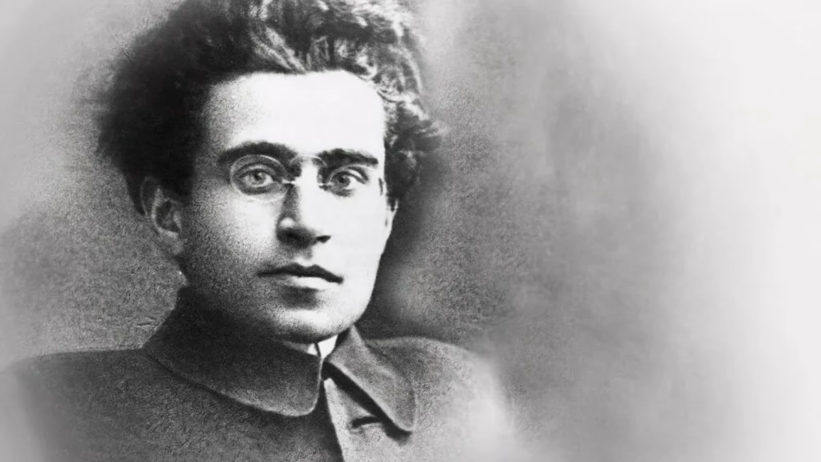 Antonio Gramsci’nin “Hapishaneden Mektuplar”ı Yeniden Raflarda!
