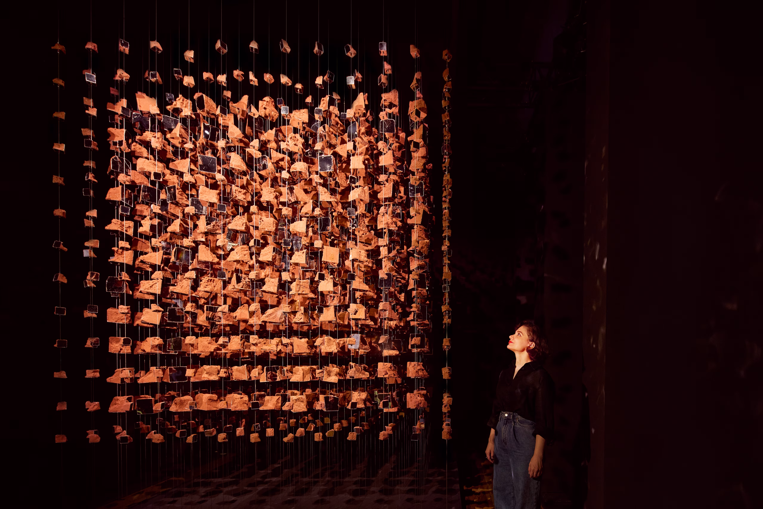 Melek Zeynep Bulut’un “The Recursion Project: Levh-i Mahfuz” Eseri, Kolektif Hafıza ve Maddeyi Keşfediyor