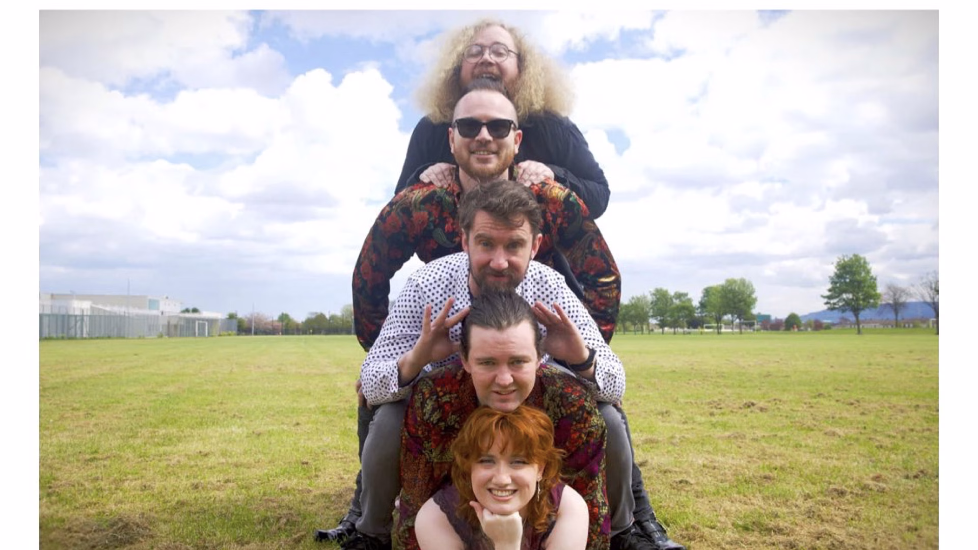 🎶 Günün Müzik Keşfi: The Chase Nova Band "Madness Costs Nothing"