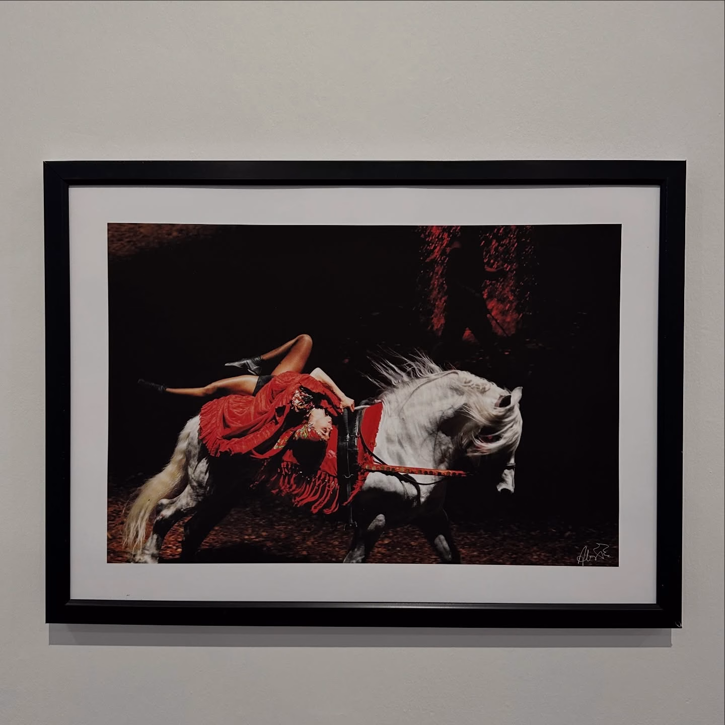 Ali Öz "Fotoğrafın Dansı, Dansın Fotoğrafı" 25 Yıllık Bir Görsel Hafızanın İzinde