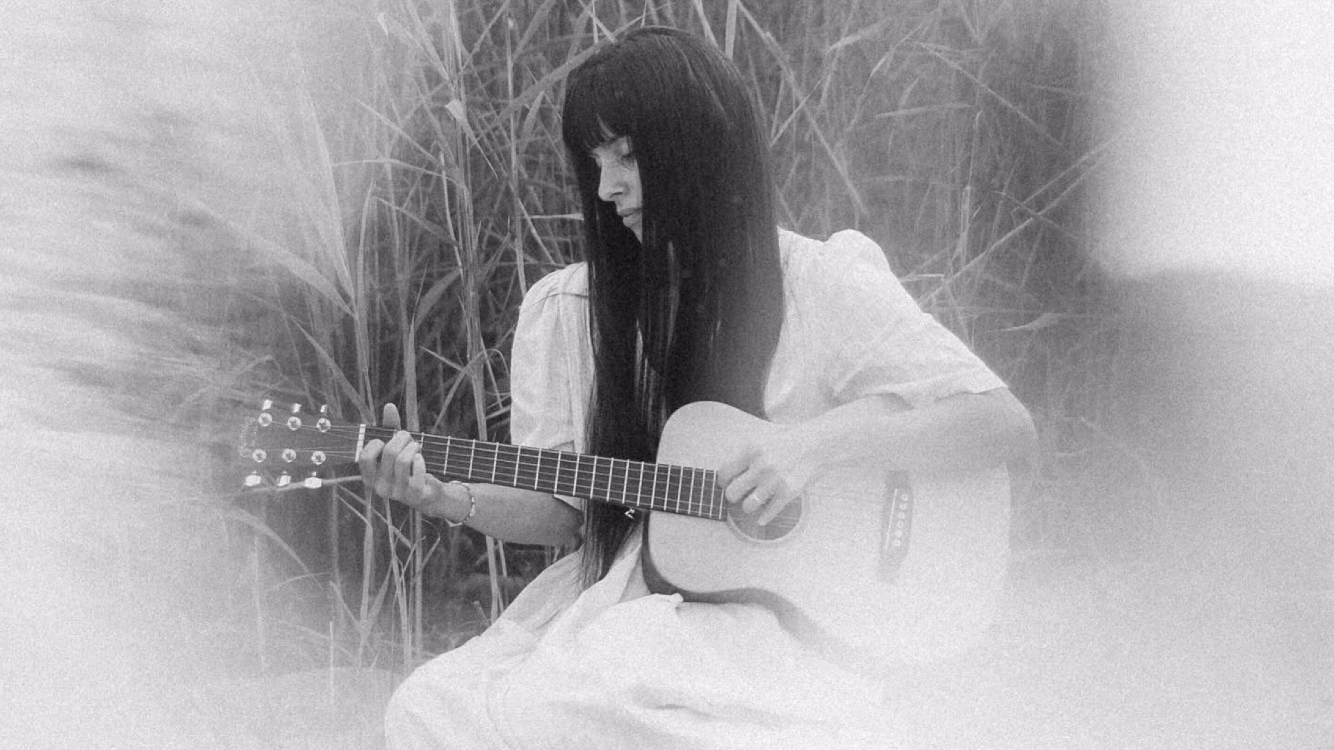 🎶 Günün Müzik Keşfi: Nadine Carina "The Blue Hour"