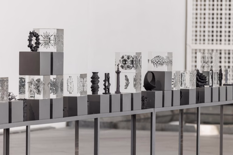 8İzlenmesi Gereken 10 Sanatçı8