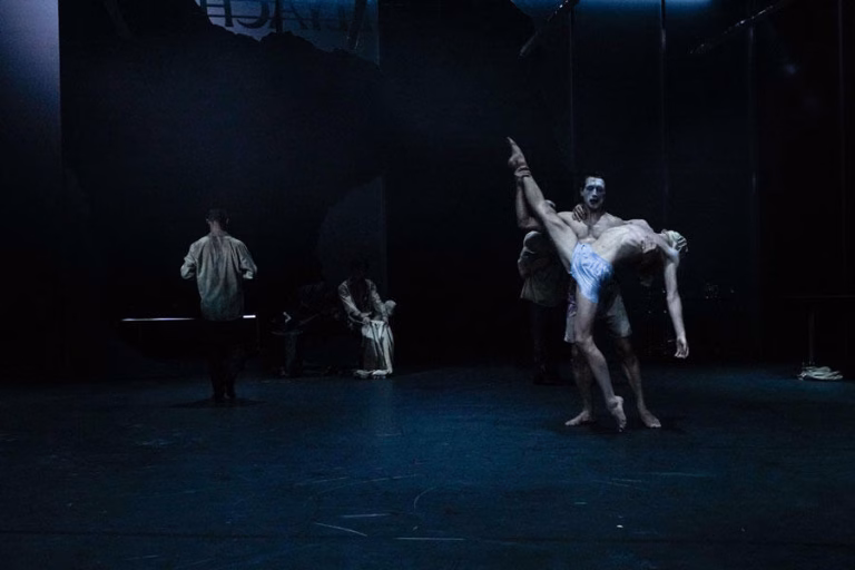 İzlenmesi Gereken 10 Sanatçı