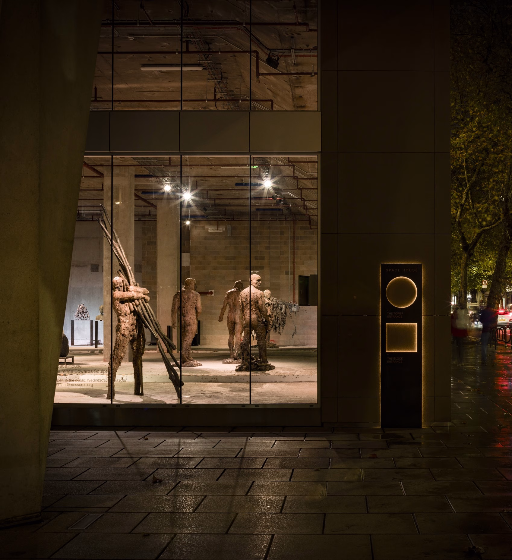 Space House'da "Laurence Edwards: Recent Sculpture" Sergisi