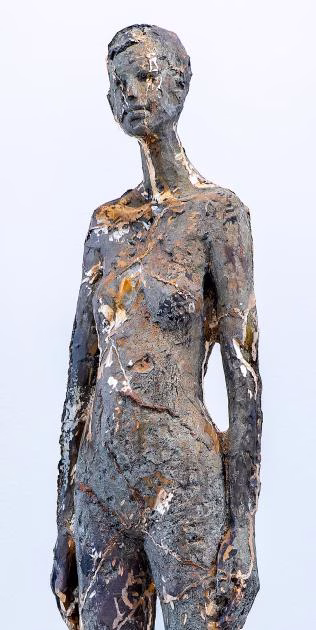 Heykel Sanatında İnsanın Saf Hakikati: Tina Heuter ve "Pure" Sergisi