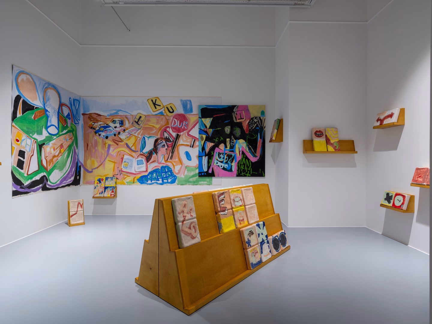 Büyülü ve Tekinsiz Bir Bahçe: Bihter Yasemin Adalı ve "Haz ile Göklenir Dünya"