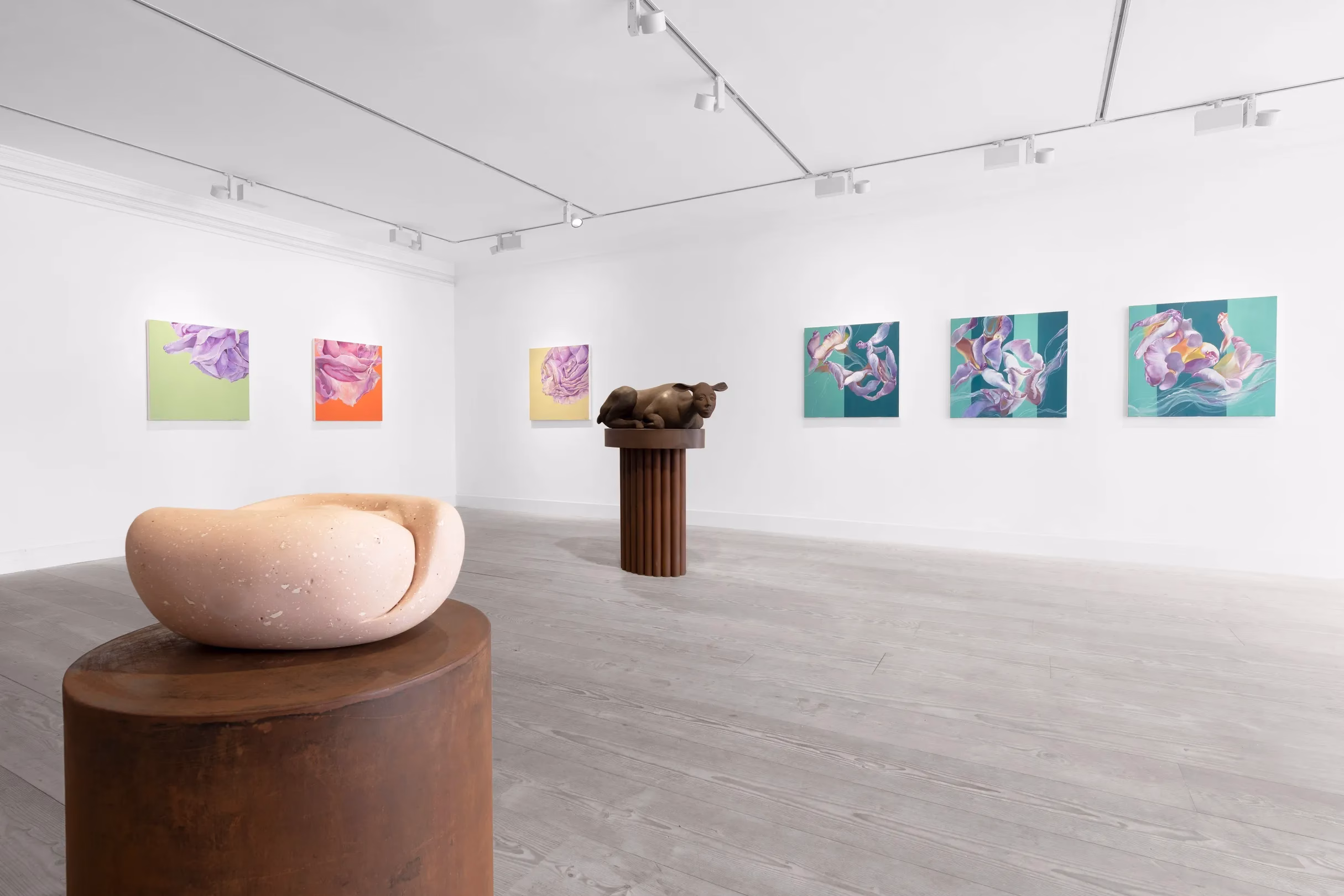 Mitoloji, Hafıza ve Yaprakların Direnişi Kalliopi Lemos'tan A Tide of Roses Sergisi