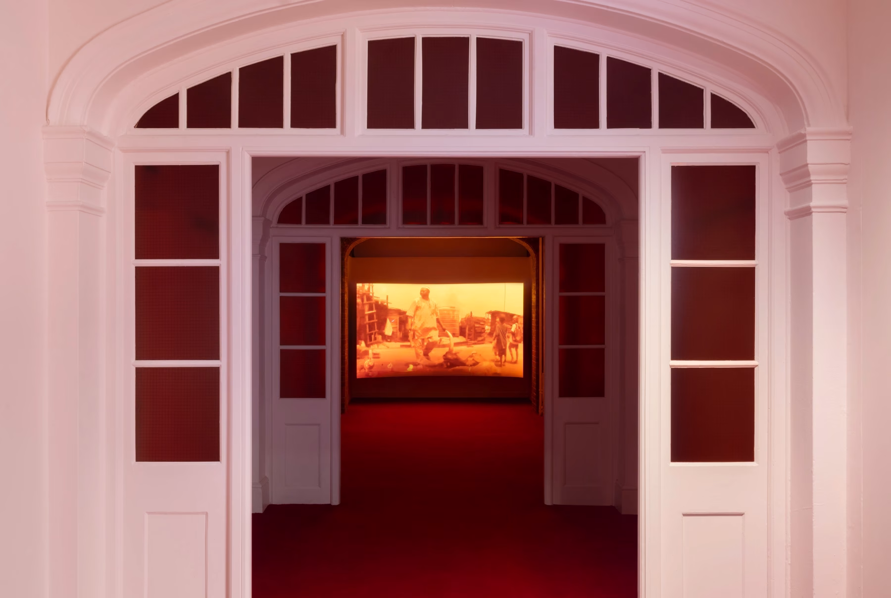 Tendered: Karimah Ashadu’nun Lagos’tan Camden’a Uzanan Kas ve Emek Senfonisi