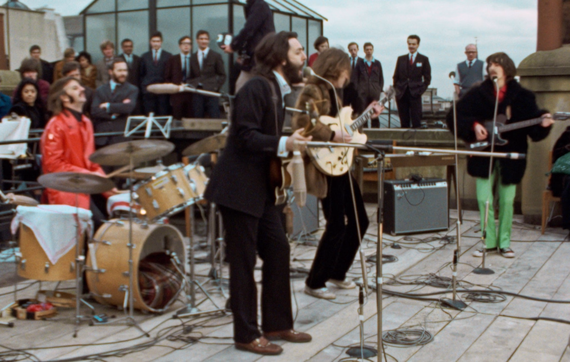 Efsane Yuvasına Dönüyor: Beatles'ın O Meşhur Çatısı Kapılarını Açıyor!