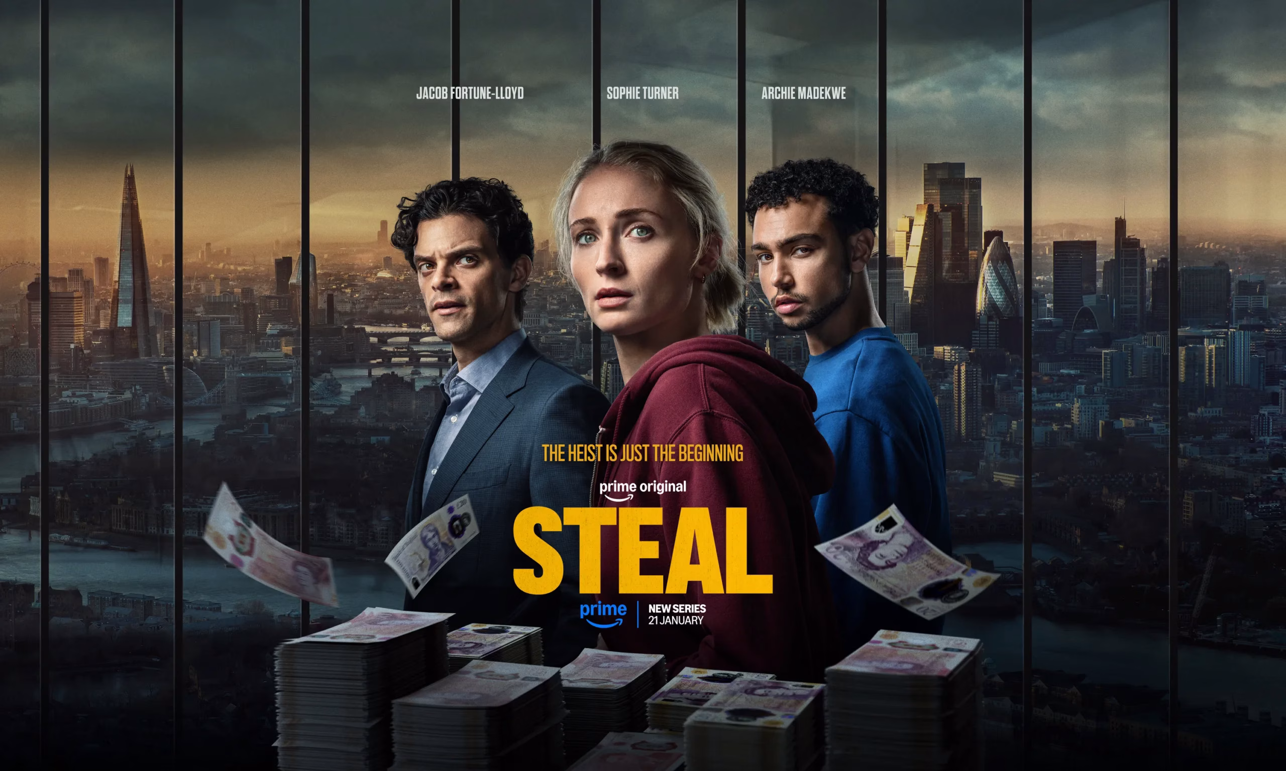 Soygunun Orta Yerinde: Sophie Turner, "Steal"da Göz Kamaştırıyor