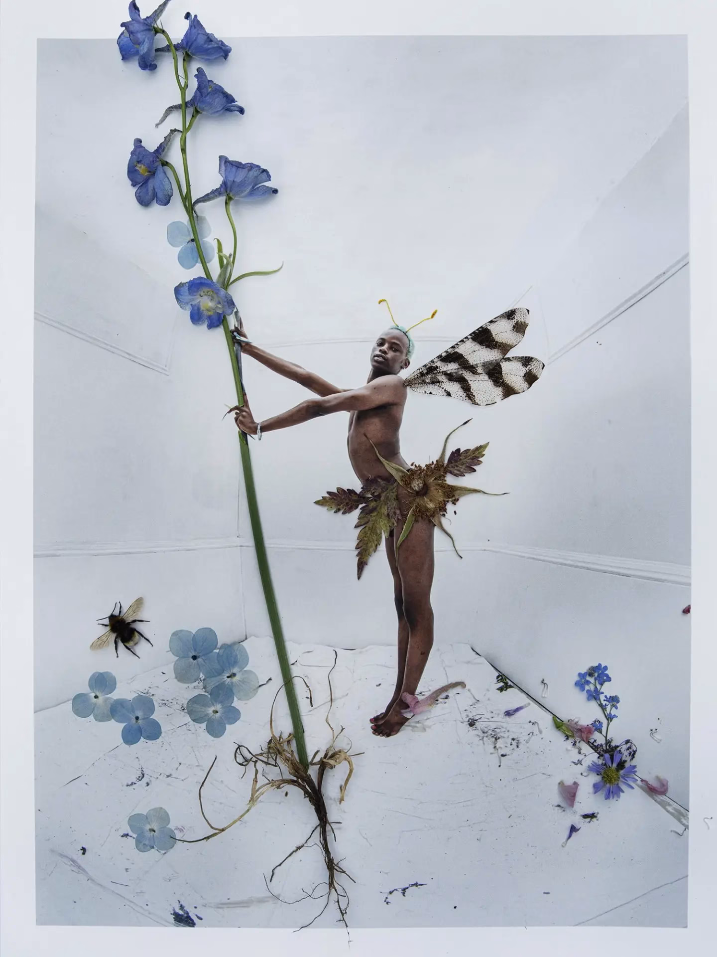 Kalıpları Yıkan Bir Masal: Tim Walker ile "Fairyland: Love and Legends"