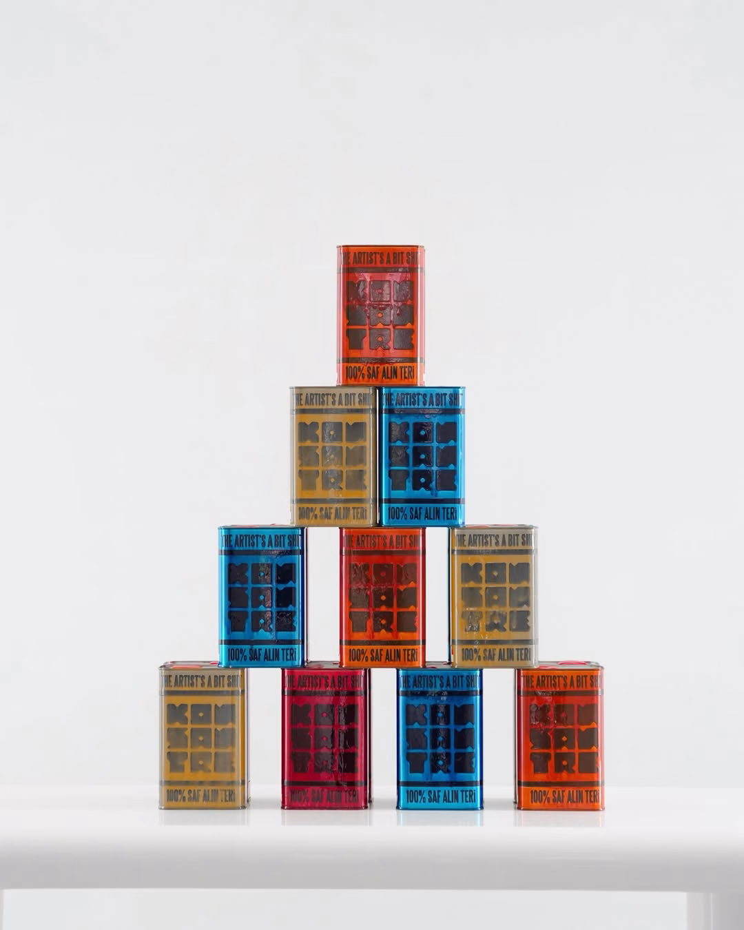 İronik Bir Bakış: Tom Fellows ve "Concentrate" Ruzy Gallery’de