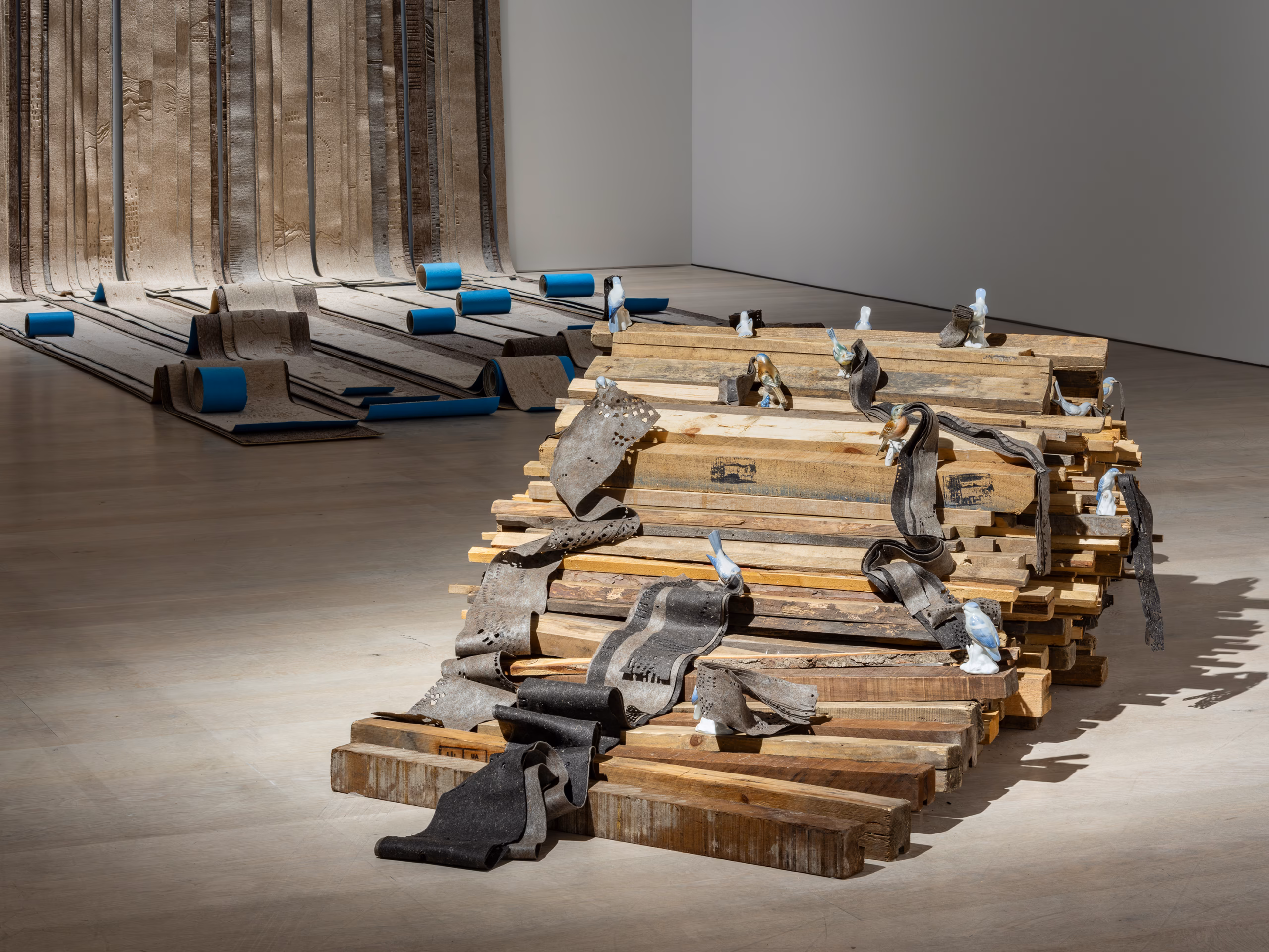 Hera Büyüktaşcıyan’s “Ghost Quartet” at Arter and a Timeless Walk Accompanied by the Curator